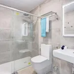 Apartmán Luxury Apartment. Heated Pool. Ac. Ocean View!