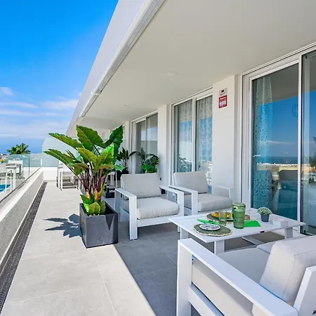 Luxury Apartment. Heated Pool. Ac. Ocean View! Costa Adeje (Tenerife)