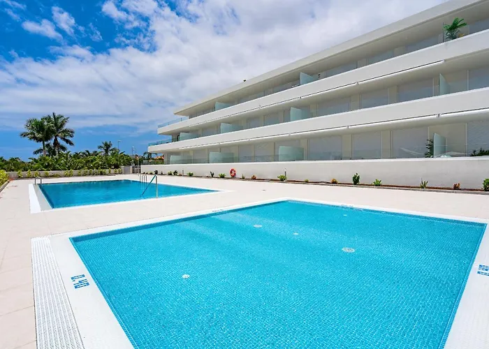Daire Luxury Apartment. Heated Pool. Ac. Ocean View! Costa Adeje