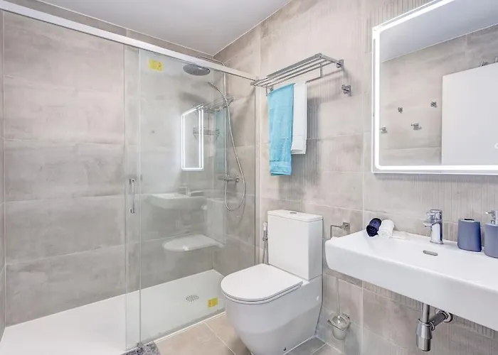 Appartement Luxury Apartment. Heated Pool. Ac. Ocean View!